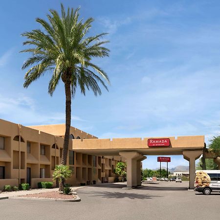 Ramada By Wyndham Tucson Airport Hotel Drexel Heights Exterior photo